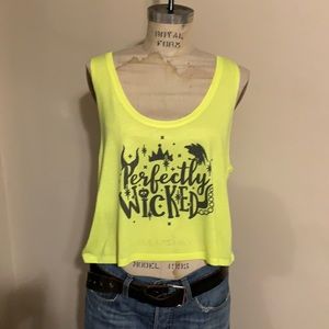 New crop top perfectly wicked